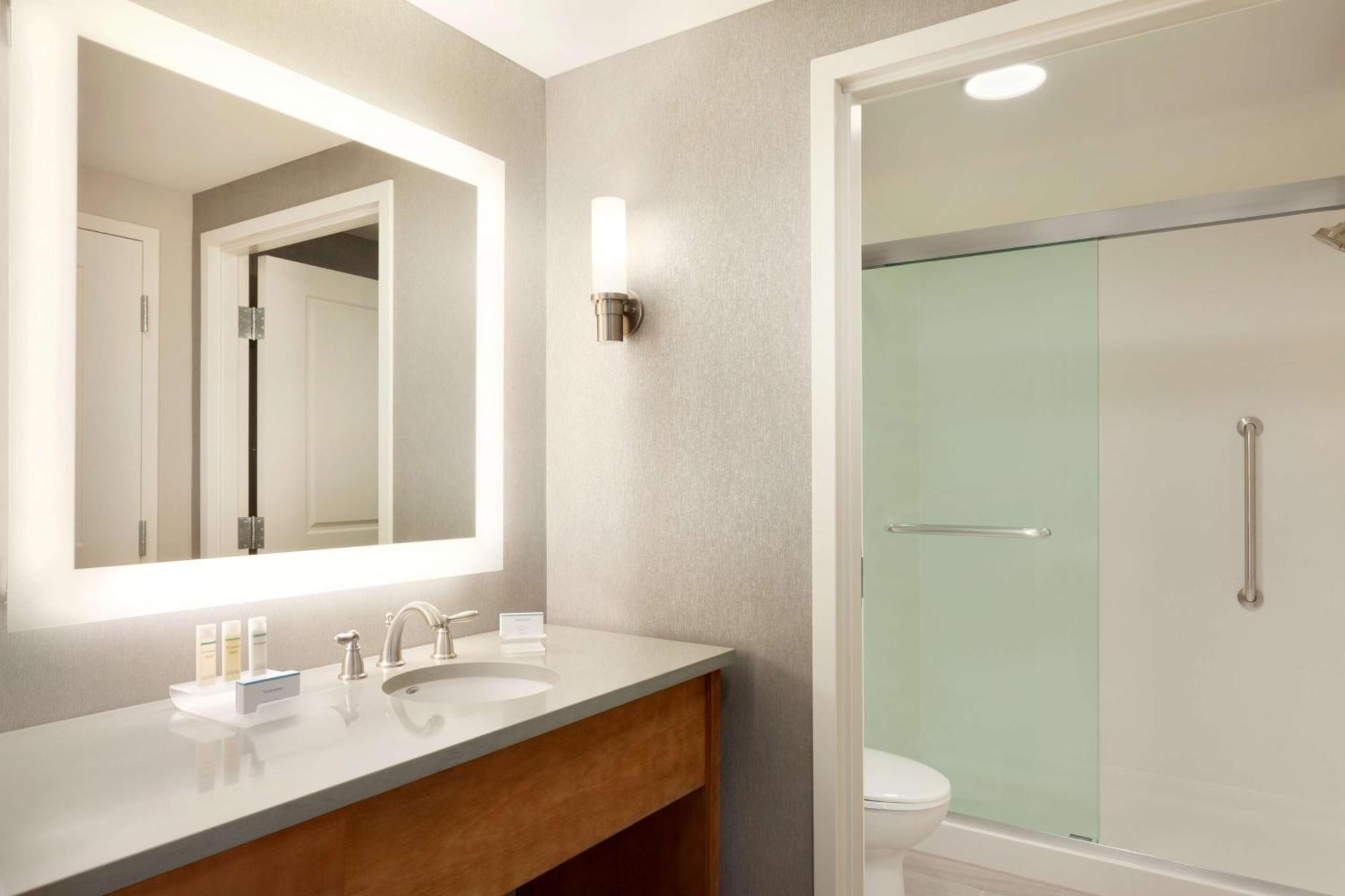 Homewood Suites By Hilton Syracuse - Carrier Circle Източна Сиракуза Екстериор снимка