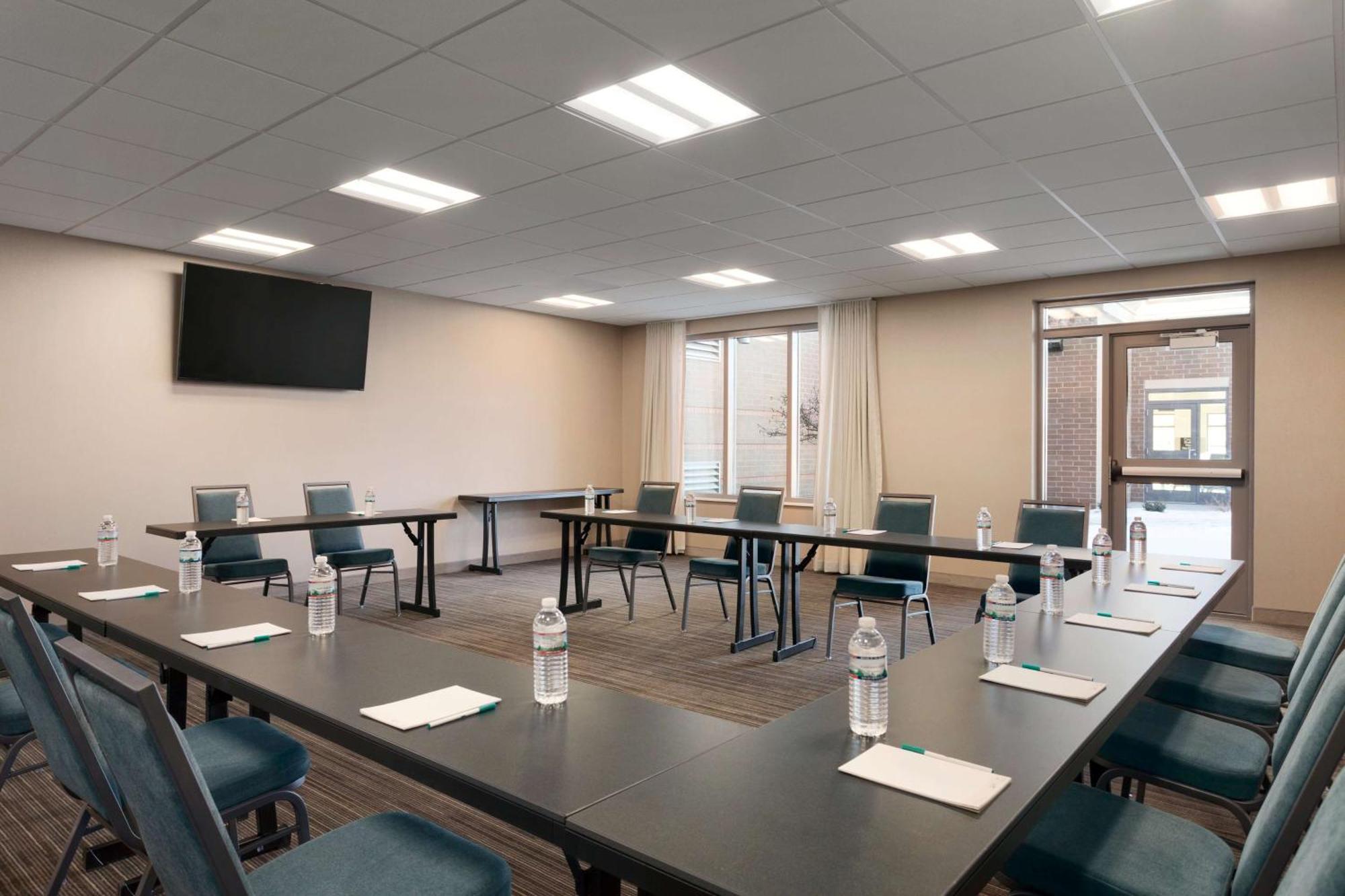 Homewood Suites By Hilton Syracuse - Carrier Circle Източна Сиракуза Екстериор снимка
