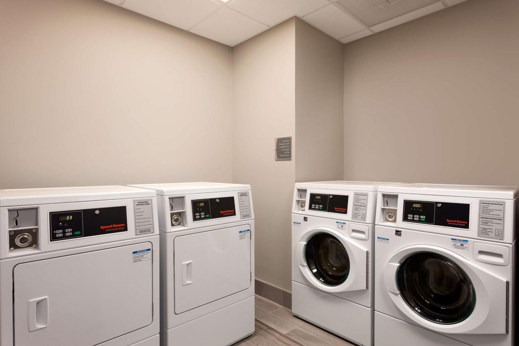 Homewood Suites By Hilton Syracuse - Carrier Circle Източна Сиракуза Екстериор снимка