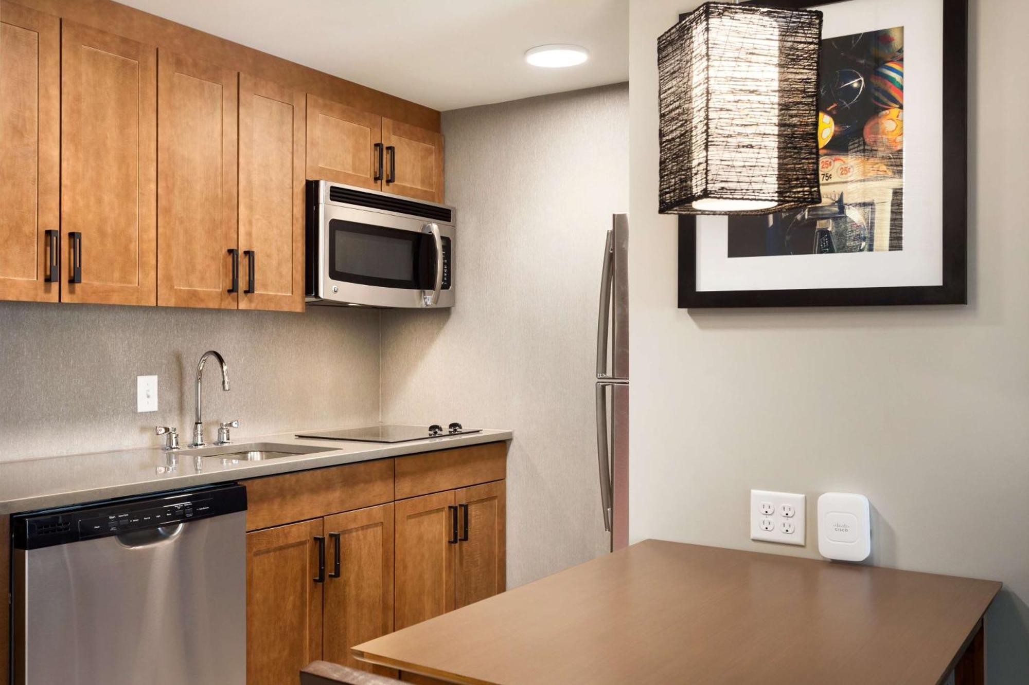 Homewood Suites By Hilton Syracuse - Carrier Circle Източна Сиракуза Екстериор снимка