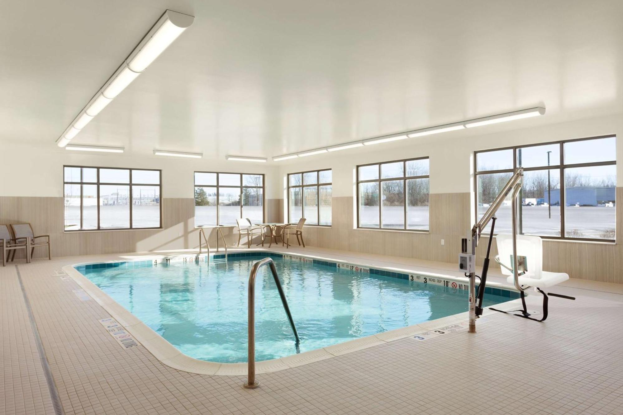 Homewood Suites By Hilton Syracuse - Carrier Circle Източна Сиракуза Екстериор снимка